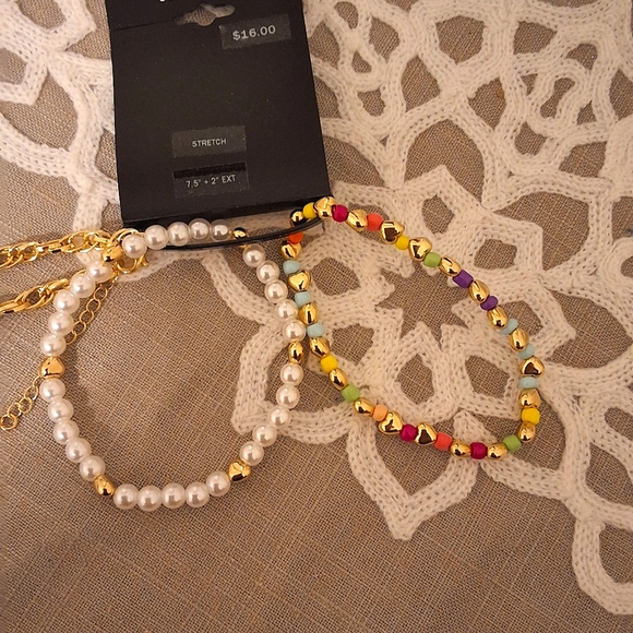 💥SALE💥OH Hello, NWT Rhinestone, Gold, Multi-Color Bracelet Set - Picture 6 of 6